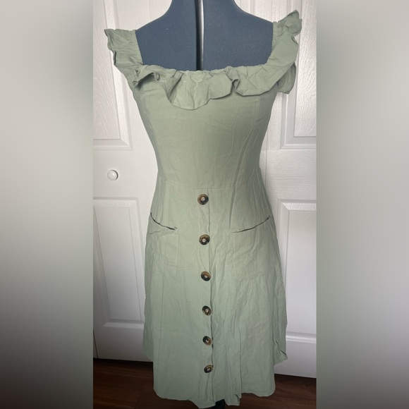 NWT Sage Green on/ off shoulder Dress - Picture 7 of 14
